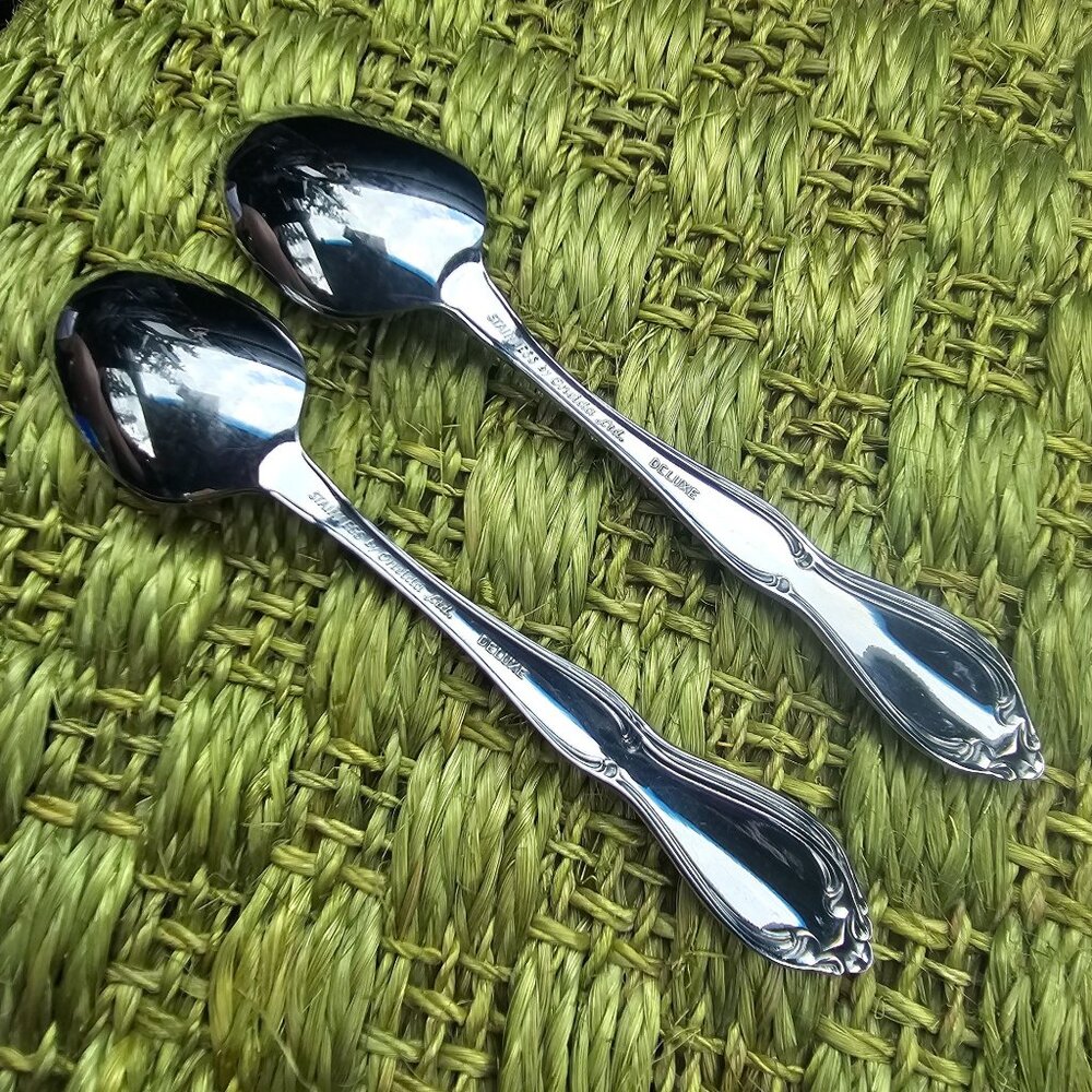 Oneida Strathmore Spoon 6" teaspoon stainless scrolls classic romantic timeless - Picture 6 of 7